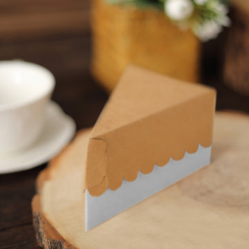 Natural Brown Single Slice Triangular Dessert Boxes with White Base