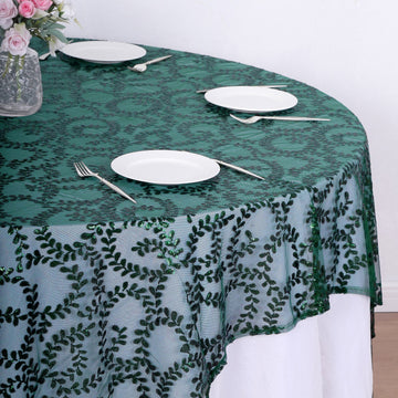 Create Unforgettable Tablescapes with the Hunter Emerald Green Square Sheer Table Topper