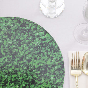 <strong>Green Round Paper Table Mats</strong>