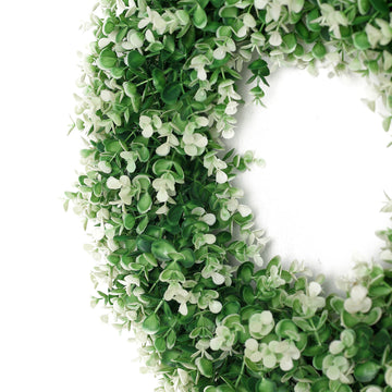 Create a Whimsical Atmosphere with the Lifelike Green/White Leaf Wreaths