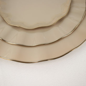 Versatile and Stylish Disposable Dinner Plates