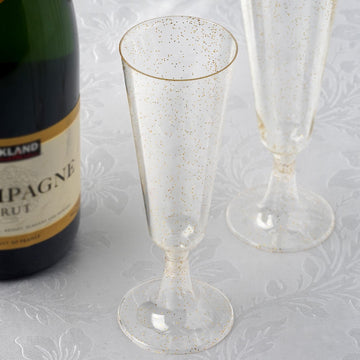 12 Pack Gold Glittered Short Stem Plastic Champagne Glasses, Disposable Trumpet Flutes With Detachable Base 5oz