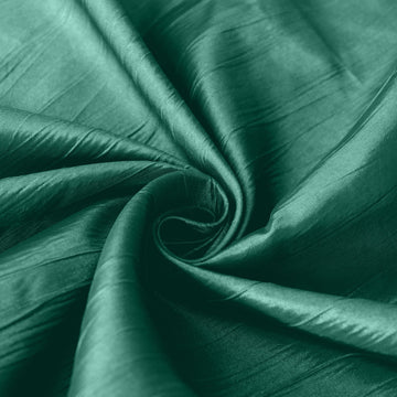 Create an Unforgettable Event with the Hunter Emerald Green Seamless Accordion Crinkle Taffeta Round Tablecloth 120