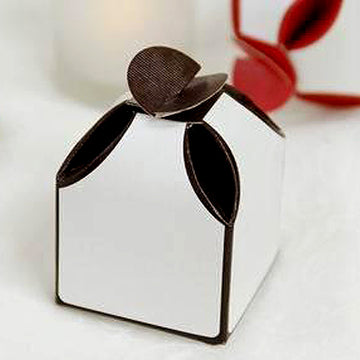 Elegant Two-Tone Chocolate Petal Top Party Favor Candy Gift Box