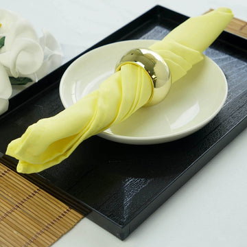 Elegant Yellow Seamless Cloth Dinner Napkins for a Stylish Tablescape