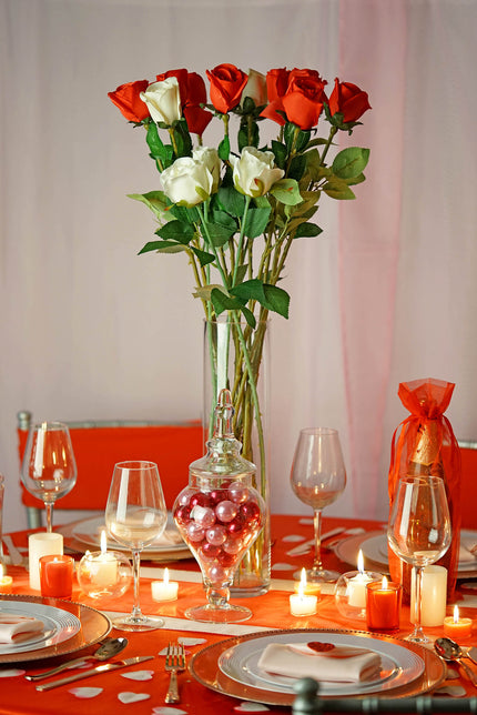 A Simple Tablescape to Win Hearts This St. Valentine’s Day