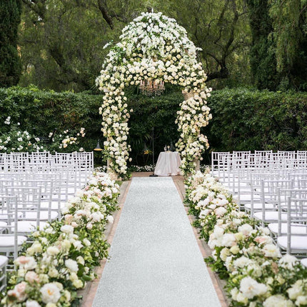 How Do You Decorate An Outdoor Wedding?