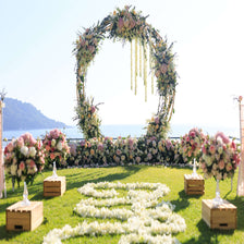 Blooming Spring Decor Ideas To Freshen Up Your Space!