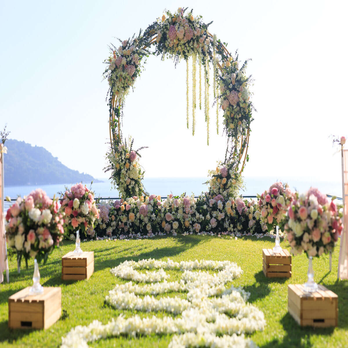 Blooming Spring Decor Ideas To Freshen Up Your Space!