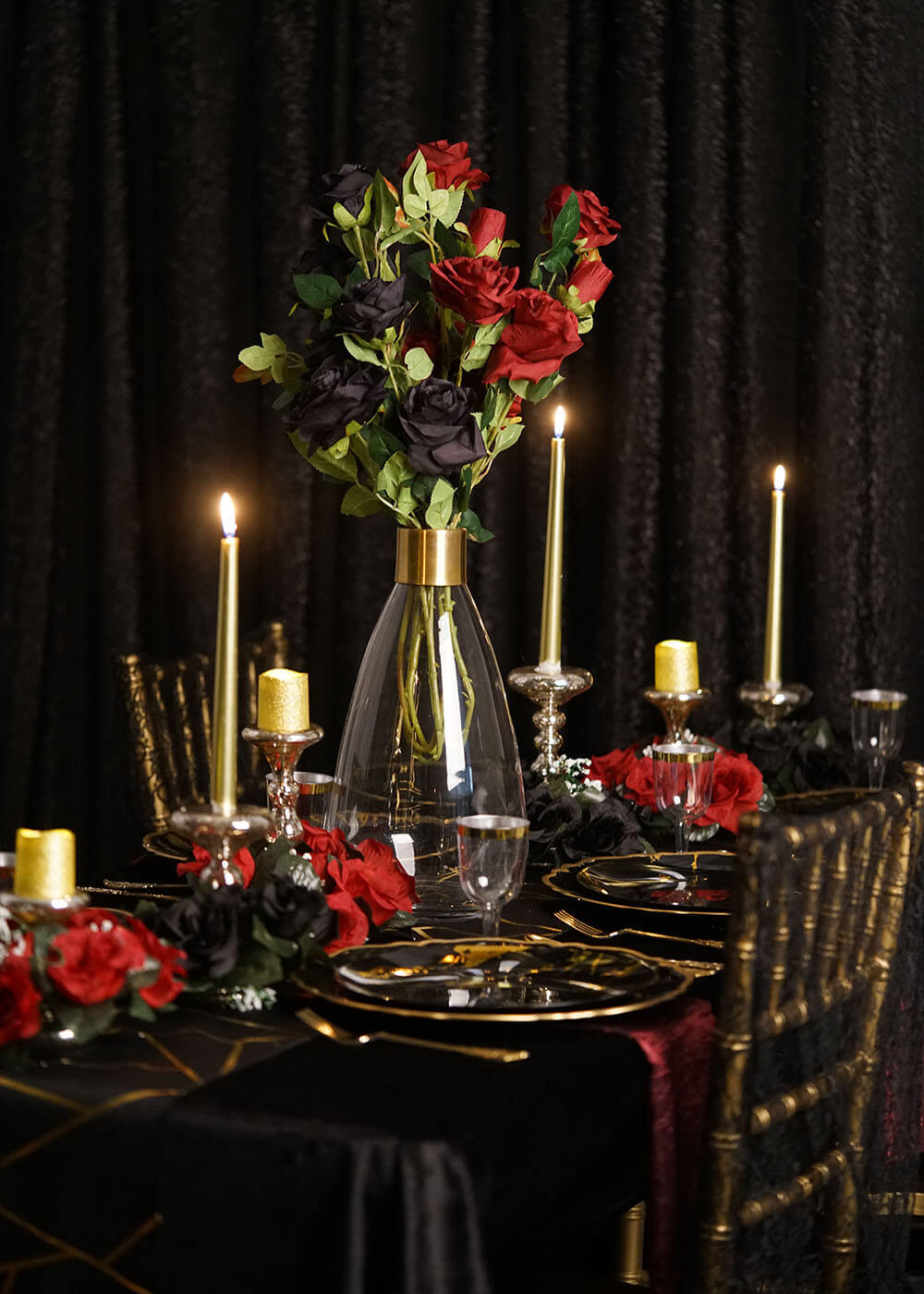 Dive into the Gallows with our Dark Halloween Table Decor