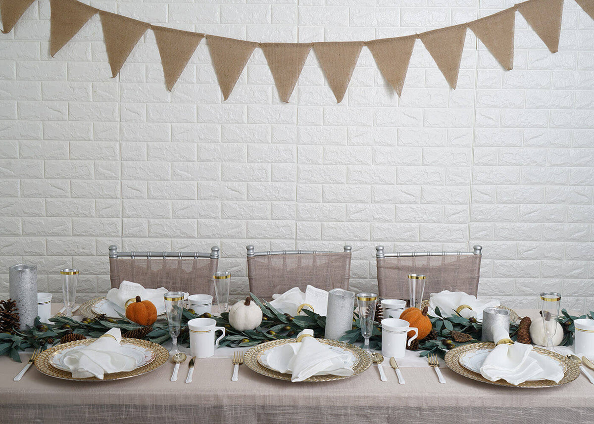 Embrace the Seasonal Change with our Fall Table Decor