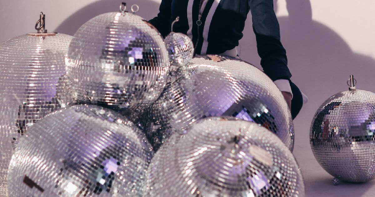How Do Mirror Disco Balls Work?