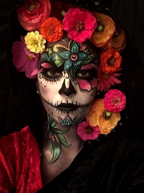 Throwing an Eerily Elegant Halloween Party!