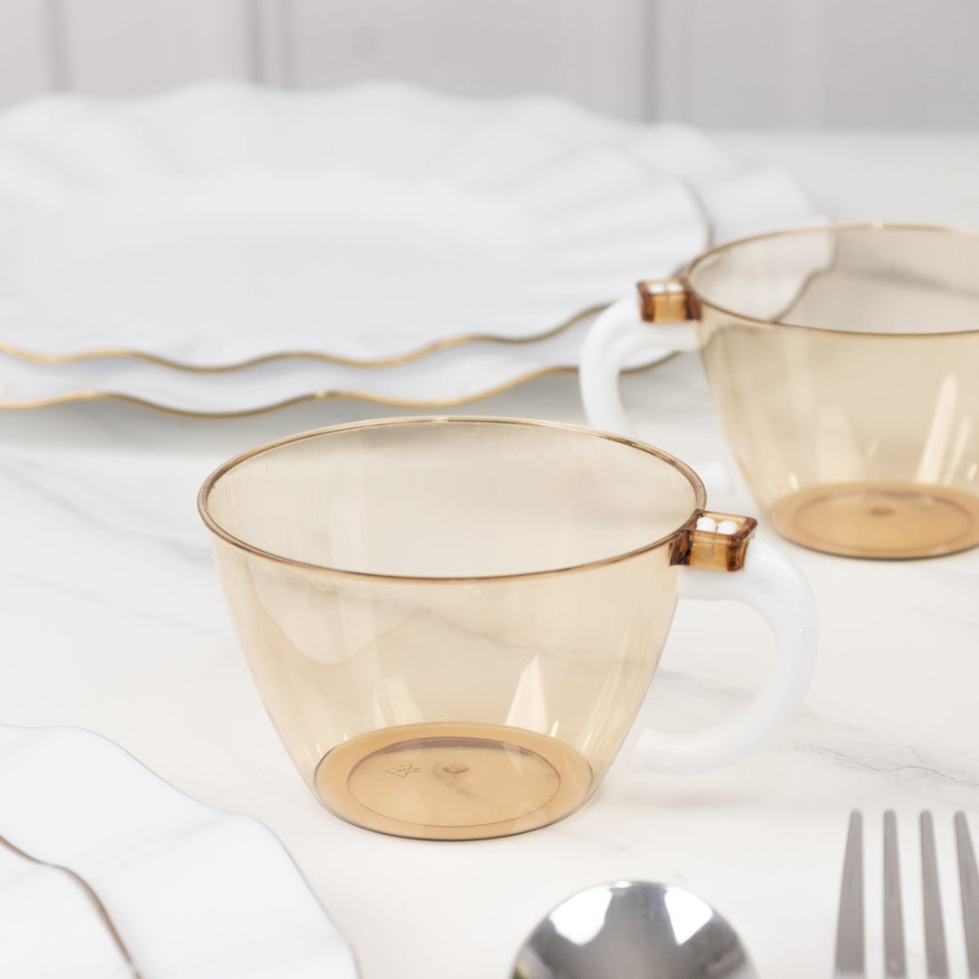 25-Pack Amber Gold Plastic Tea Cups 6oz