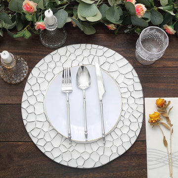 Effortless Style and Convenience with Matte White Disposable Irregular Round Serving Plates