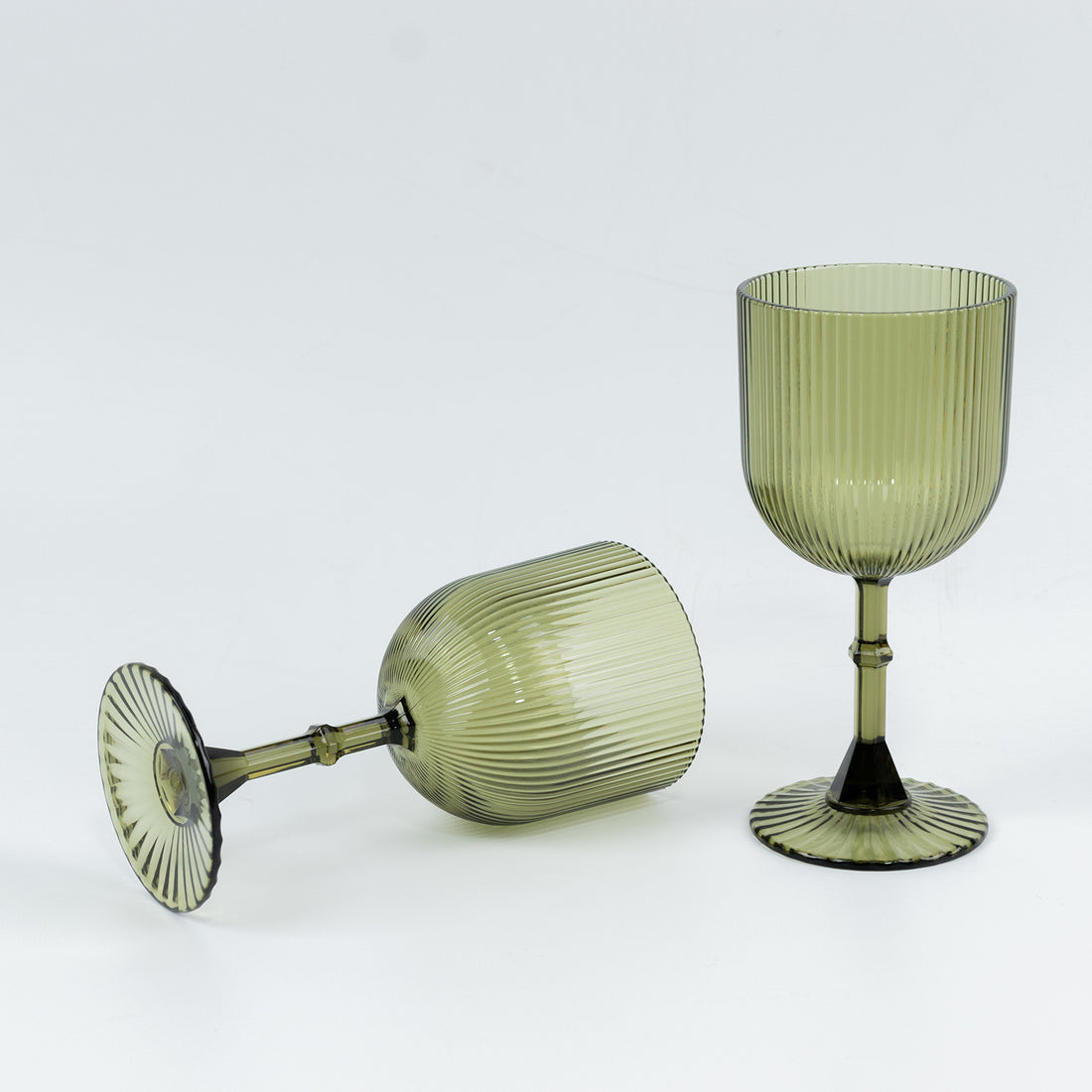 12-Pack Green Plastic Wine Glasses 9oz Ribbed | eFavormart