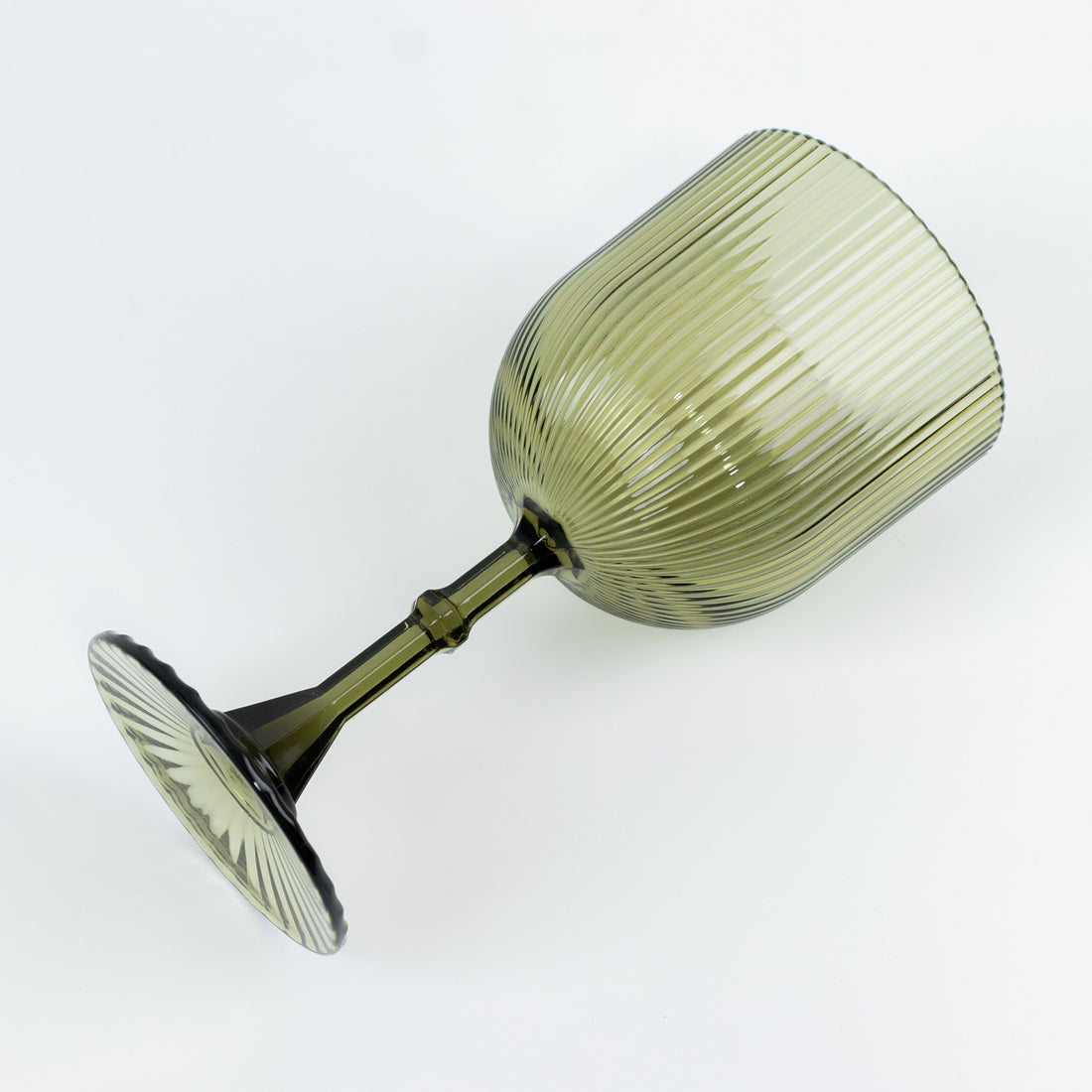 12-Pack Green Plastic Wine Glasses 9oz Ribbed | eFavormart