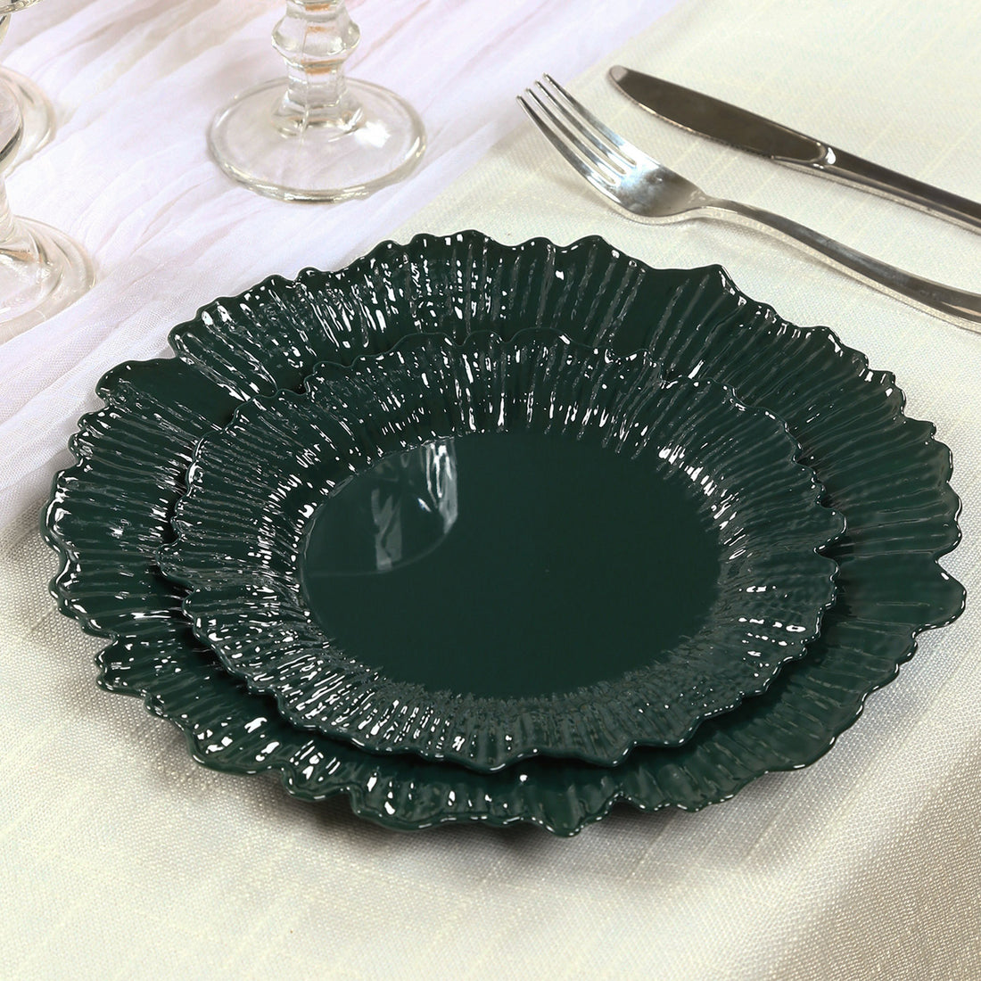 20-Pack Hunter Reef Design Plastic Plates 7