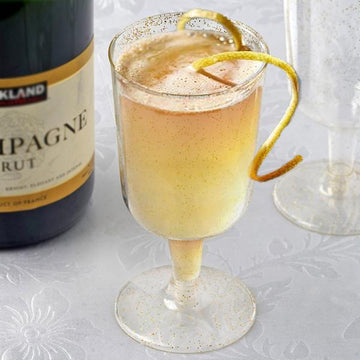 Add Glamour to Your Event with Gold Glittered Plastic Wine Glasses