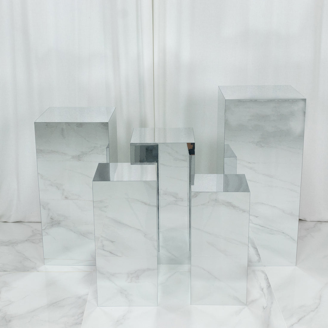 Set of 5 Acrylic Pedestal Risers Silver Mirror | eFavormart
