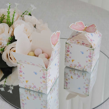 <strong>Delightful White Pink Butterfly Paper Treat Boxes</strong>