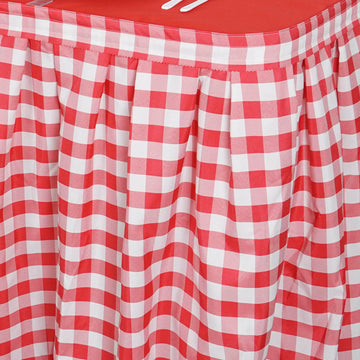 Versatile and Durable White/Red Checkered Polyester Table Wrap