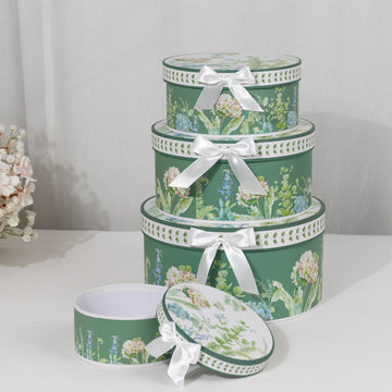 <strong>Pretty Green Greenery Leaves Wedding Favor Boxes</strong>