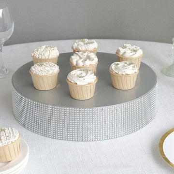 <strong>Silver Round Metal Pedestal Cake Stand with Rhinestones</strong>