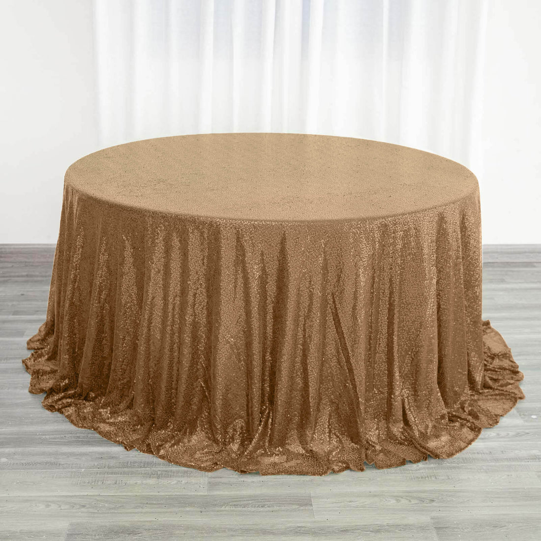 Glittering gold tablecloth for elegant events