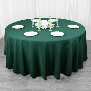Experience Luxury and Versatility with the Hunter Emerald Green Seamless Tablecloth