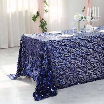 The Perfect Shade of Navy Blue for a Luxurious Setting