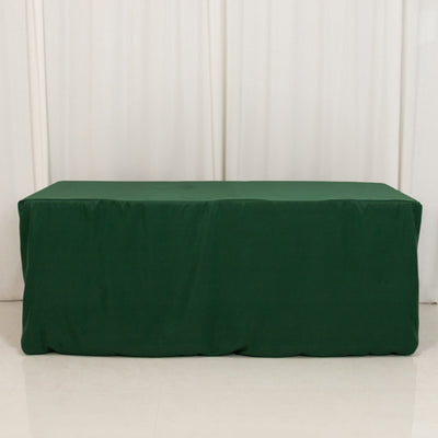 Green table cover for events and gatherings