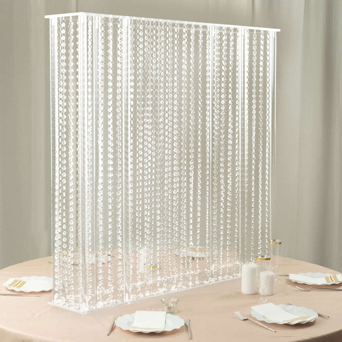 Clear acrylic divider for dining spaces, enhancing privacy and aesthetics.