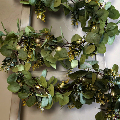 Artificial Eucalyptus and Boxwood Leaf Garland String Lights, Warm White 20 LED Battery Operated Fairy Lights with Fake Greenery Hanging Vines - 6.5ft