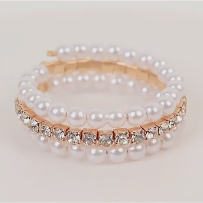 White pearl rhinestone napkin rings, elegant round holders.