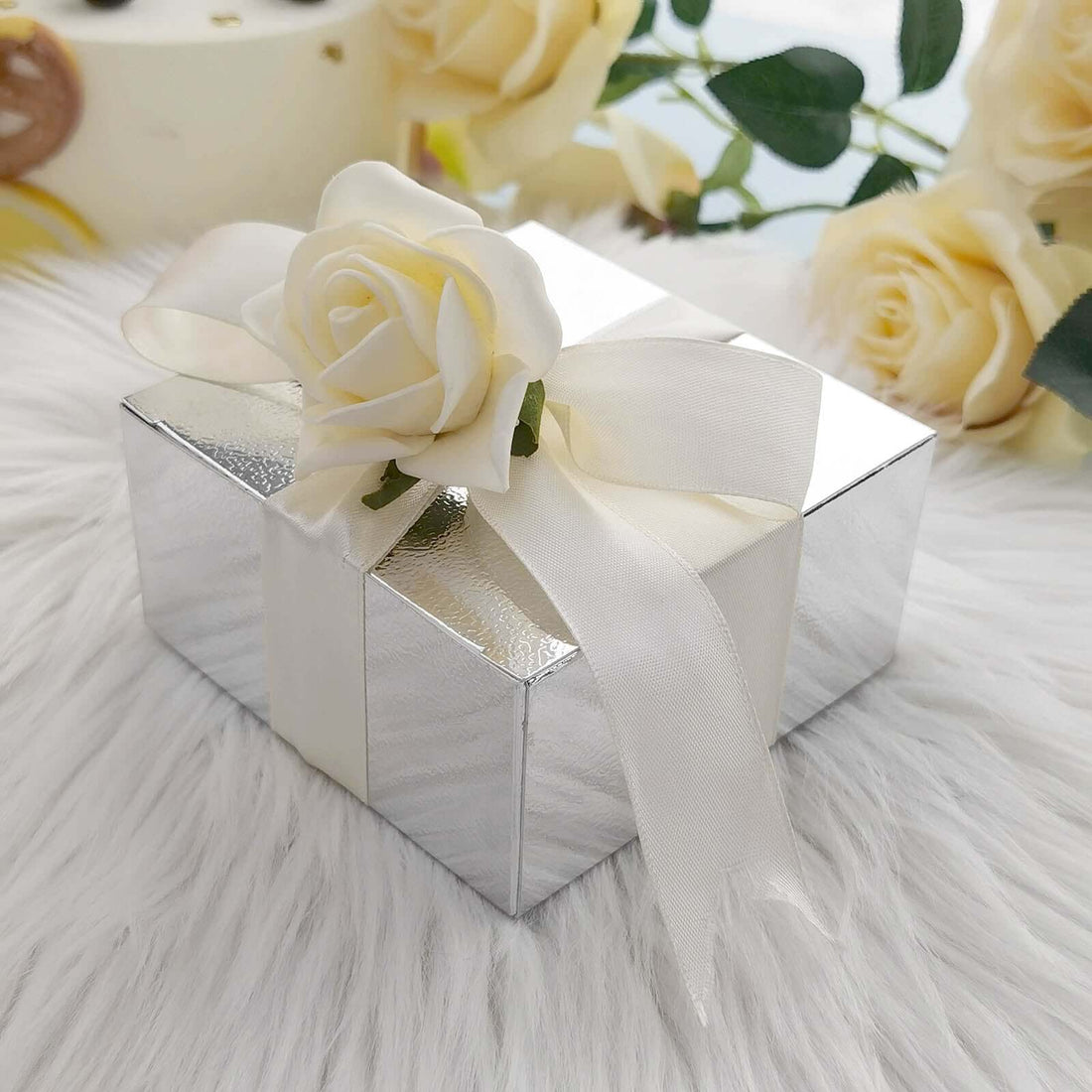 100-Pack Silver Cake Gift Boxes 4x4x2 | eFavormart