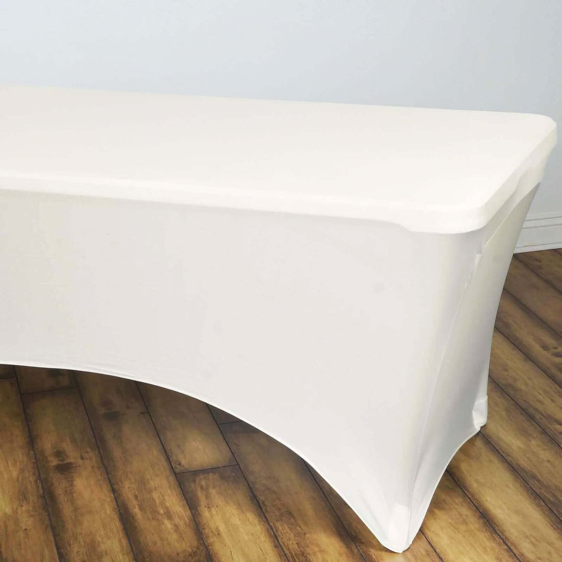 White fitted table cover for event use