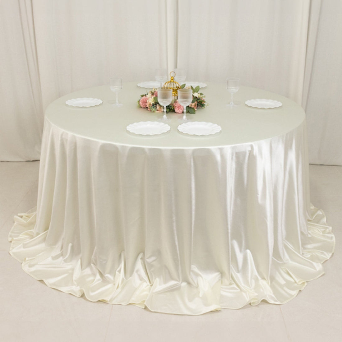 Premium Scuba Tablecloth 132