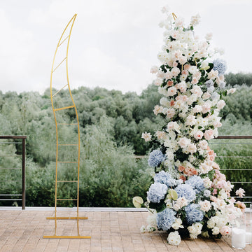 Elegant Gold Metal Curved Wedding Aisle Flower Frame Stand