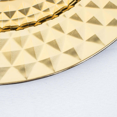 Gold textured plate with geometric pattern