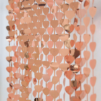 Rose gold heart-shaped garland decoration