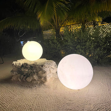 LED Color Changing Cordless Floating Pool Light Ball, Garden Light Globe with Remote - 16 RGB Colors With 4 Color Modes 20"