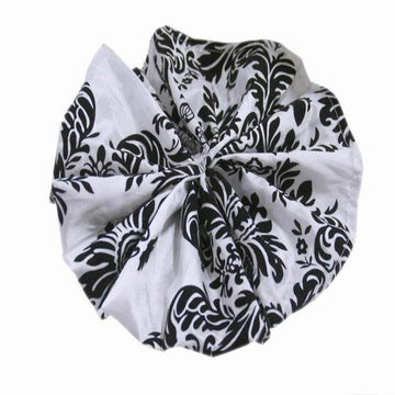 Black/White Damask Flocking Cloth Dinner Napkins: The Perfect Addition to Your Table Decor
