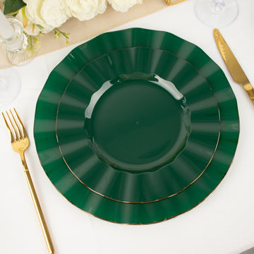 10 Pack Hunter Emerald Green Hard Plastic Dinner Plates with Gold Ruffled Rim, Heavy Duty Disposable Dinnerware 9"