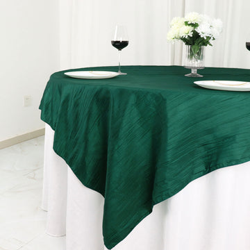 Enhance Your Table Decor with the Hunter Emerald Green Accordion Crinkle Taffeta Table Overlay
