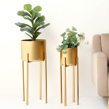 Elegant Gold Metal Planter Stands for Stylish Indoor Plant Display