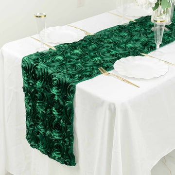 Create an Enchanting Atmosphere with the Hunter Emerald Green Table Runner
