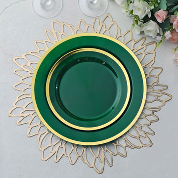 10 Pack Regal Hunter Emerald Green and Gold Plastic Dessert Plates, Round Appetizer Salad Plates 7"