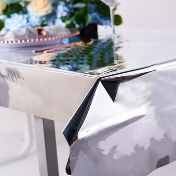 Convenience and Style Combined with the Disposable Table Cover