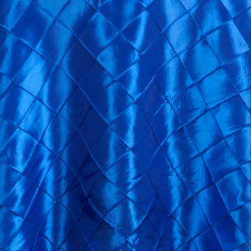 Add a Touch of Luxury with the Royal Blue Pintuck Round Seamless Tablecloth 120
